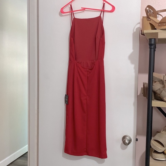 Lulu’s backless dress - Picture 4 of 4